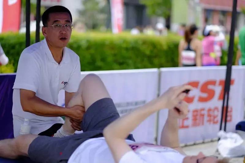 比赛前按摩，科学助力运动员备战指南